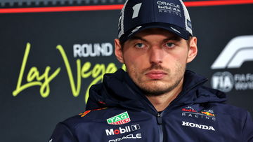 Verstappen cynisch richting Sky Sports-verslaggever: "Draait alleen om de auto…"