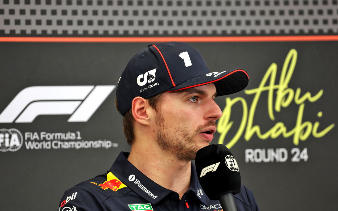 Verstappen presser Abu Dhabi Sun