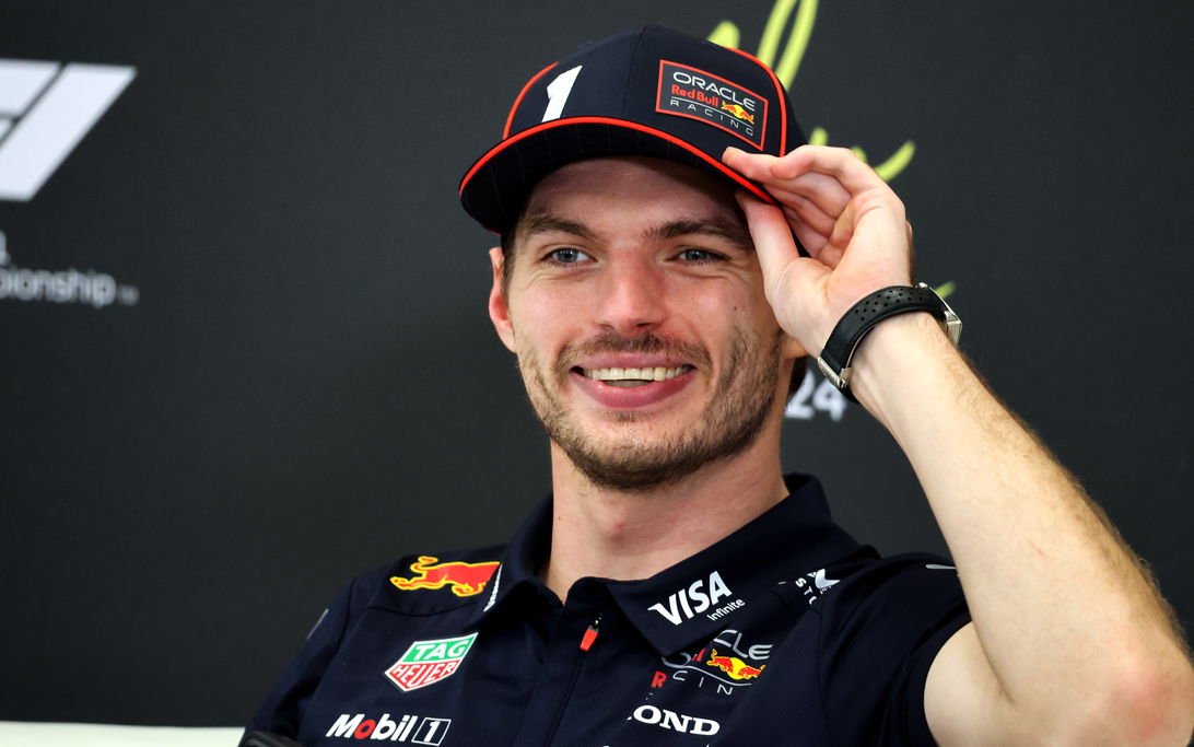 Verstappen presser Abu Dhabi Sun