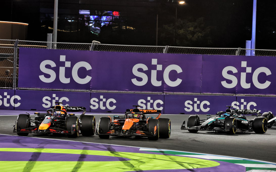Verstappen Piastri Jeddah