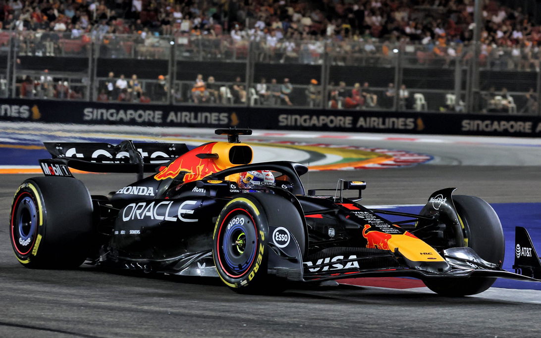 Verstappen FP2 Singapore