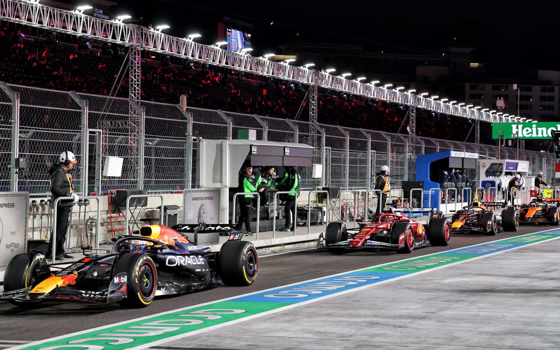 Verstappen pit La Vegas