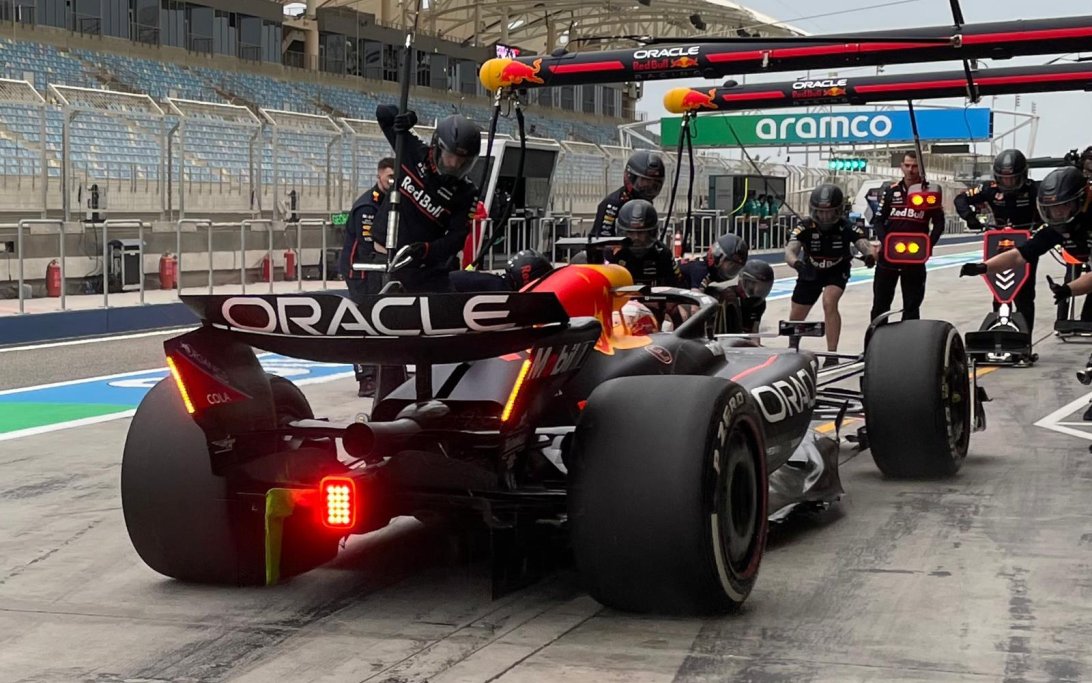Verstappen Bahrain test