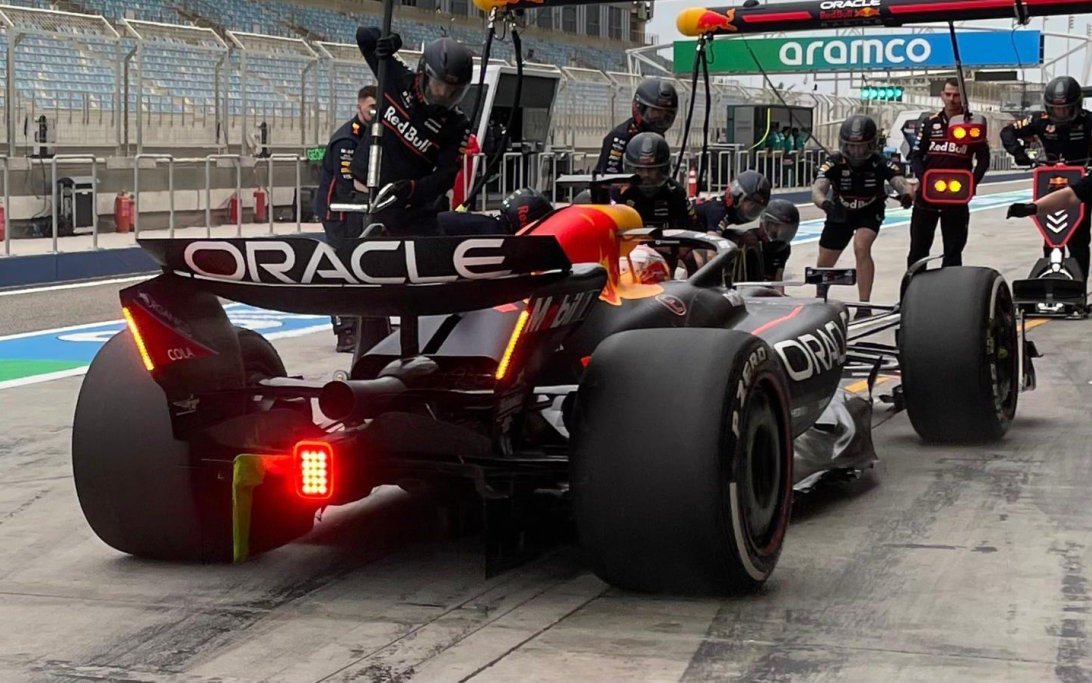 Verstappen Bahrain test