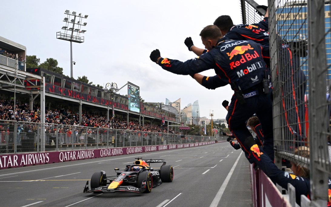 Verstappen Baku win