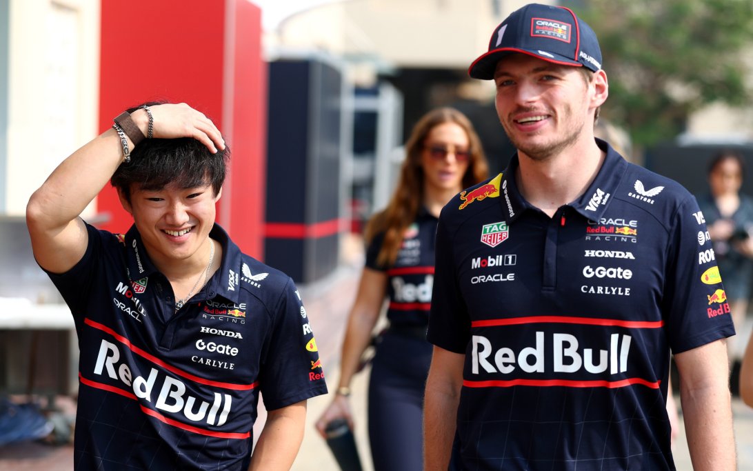 Verstappen Tsunoda Abu Dhabi Saturday