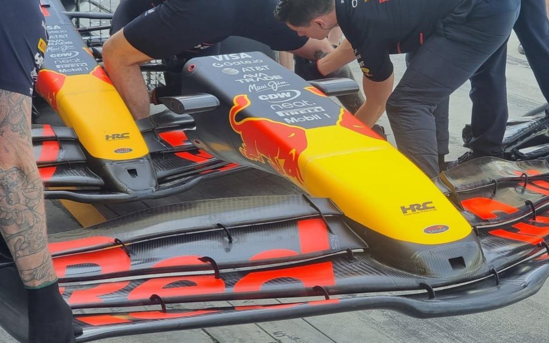 Verstappen Bahrain test friday detail