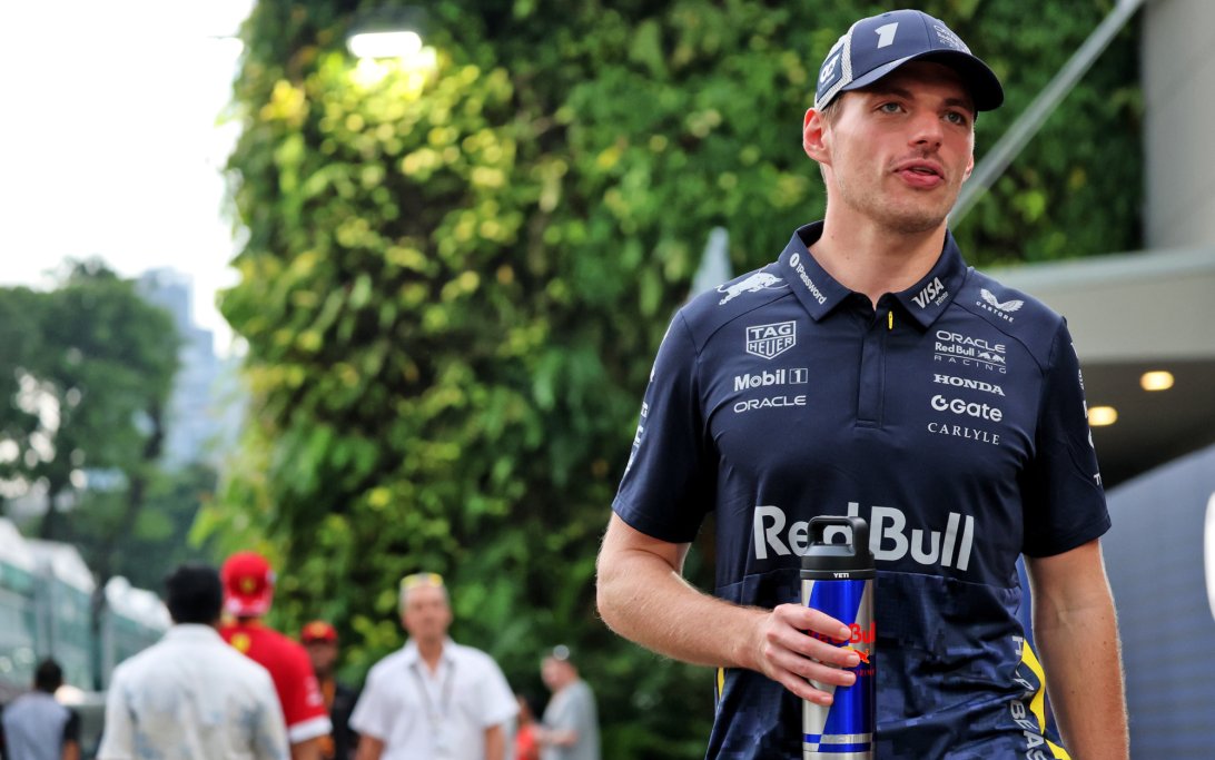 Verstappen Singapore Sun