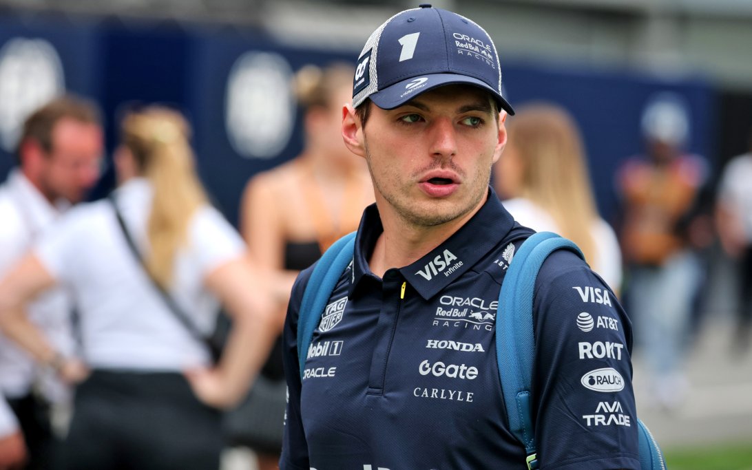 Verstappen Singapore Sun