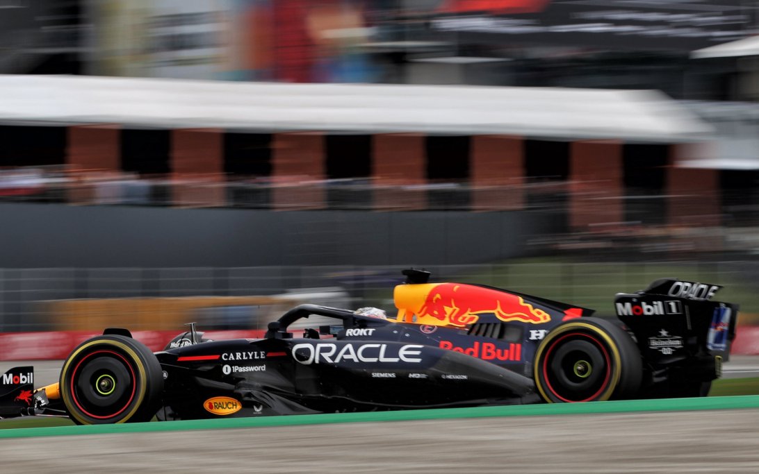 サンパウロGP予選でフェルスタッペンがまさかのQ1敗退、タイトル争いに黄信号