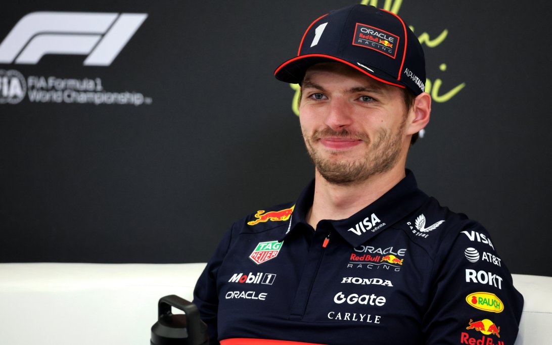 Verstappen presser Abu Dhabi Sun