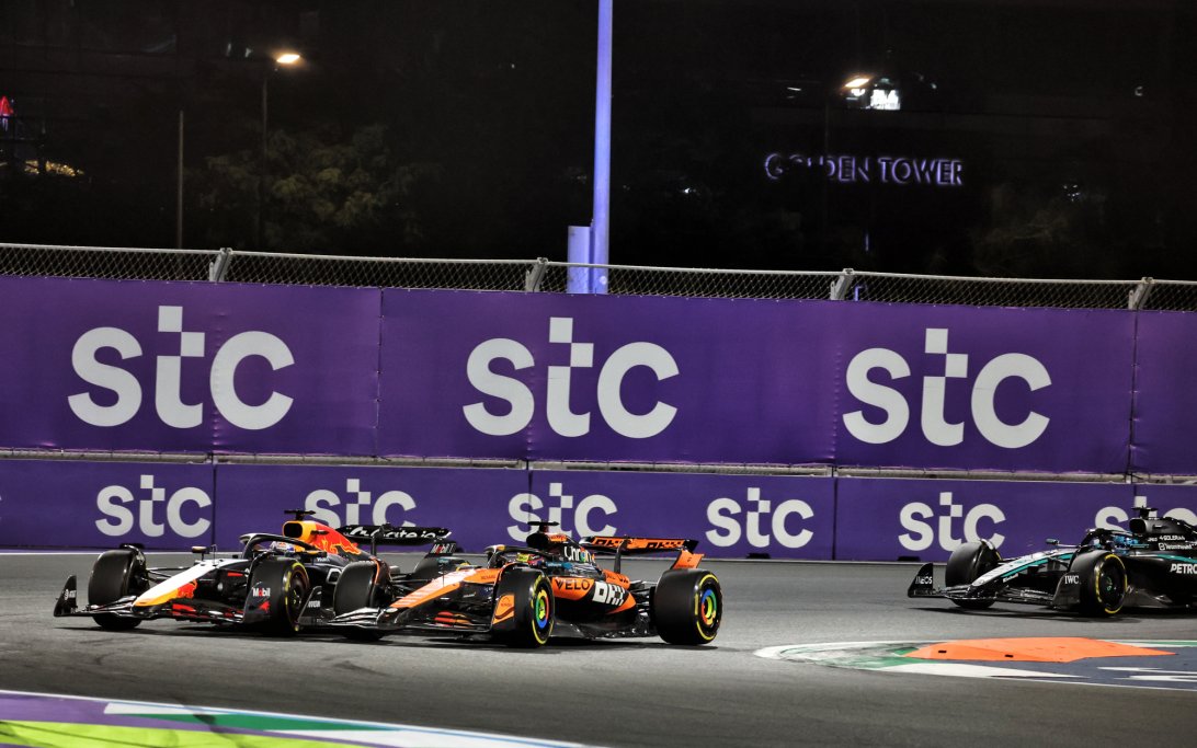 Verstappen Piastri Jeddah