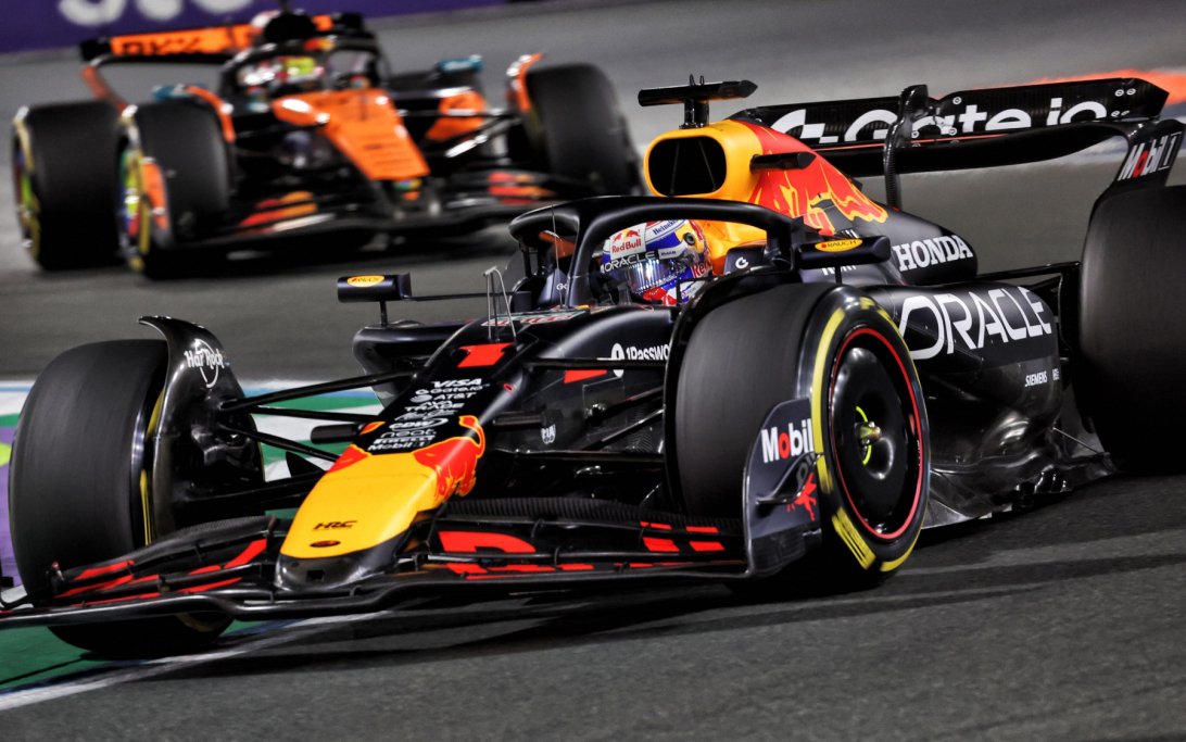 Verstappen Piastri Saudi