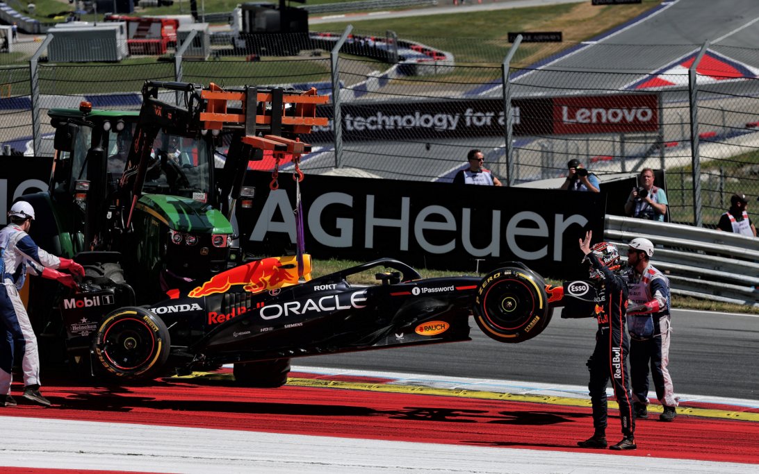 Verstappen Austria race crash