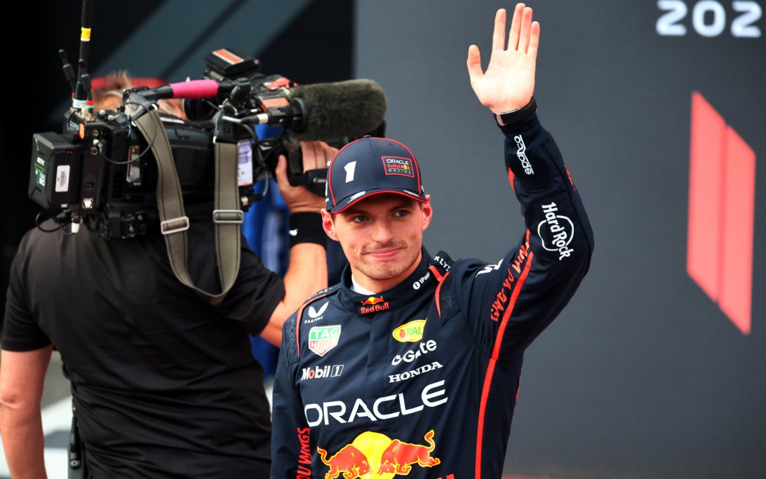 Verstappen pole Baku