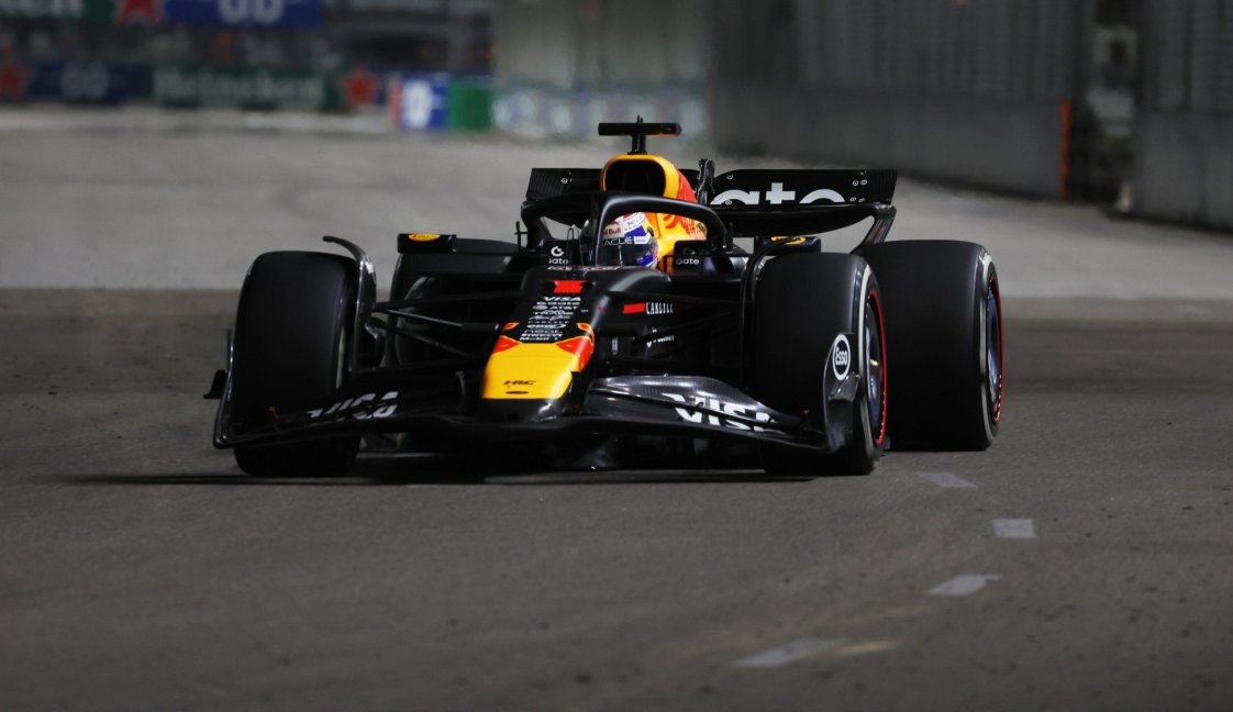 Verstappen race Singapore