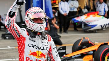 Hill staat perplex van 'verbluffende' Verstappen: "Zijn talent is ongeëvenaard"