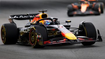 Voormalig F1-teambaas: "Verstappen buitengewoon, McLaren vernietigend"
