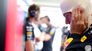 Verstappen in onmogelijke spagaat door Red Bull-crisis