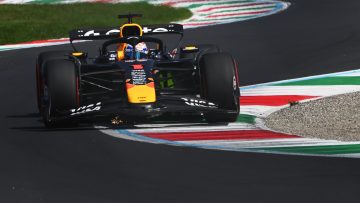 Verstappen zet trend voort, maar moet McLarens en Leclerc voor zich dulden
