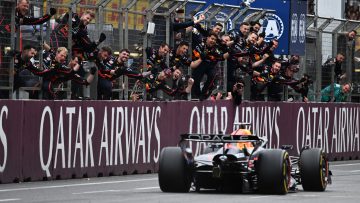 Verstappen superenthousiast over Red Bull: "Auto deed precies wat ik wil!"