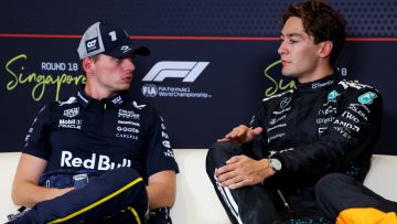 Verstappen grapt over verraderlijk circuit: "De muren bewegen hier!"