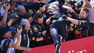 Marko jubelt over Verstappen: "Het kan écht nog spannend worden!"