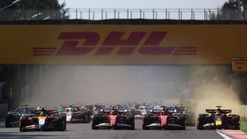 Leclerc kreeg de bibbers in Verstappen/Hamilton-sandwich: "Je kunt alleen maar bidden!"