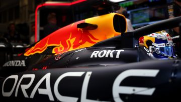 Verstappen tast compleet in het duister: "Ik kan er wel een half uur over lullen..."