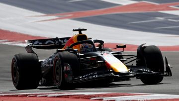 Verstappen op achterstand gezet in enige training Austin