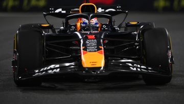 Max Verstappen handed 'good news' as Lewis Hamilton addresses Ferrari 'hope' – RacingNews365 Review