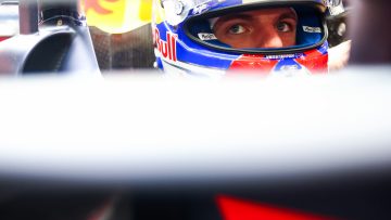 Verstappen worstelt zich naar eerste rij: "Het voelde alsof ik op ijs reed!"