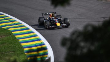 Verstappen stelt teleur in spannende sprintkwalificatie Brazilië