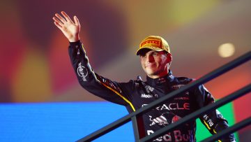 Verstappen kan zeldzame comebacks Vettel en Raikkonen uit de boeken rijden