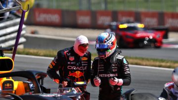 Wolff pareert gewiekste Verstappen-vraag vakkundig: "Netjes tegen elkaar, hè?"