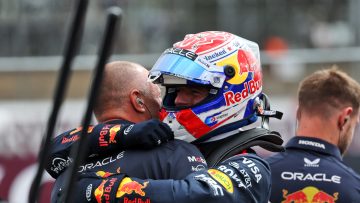 Red Bull-monteur keek vol verbazing naar Verstappen: "Holy moly, waar komt hij vandaan?"