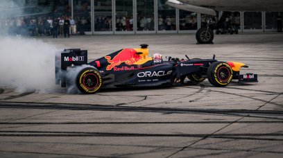 Verstappen re-opening Red Bull Hangar-7