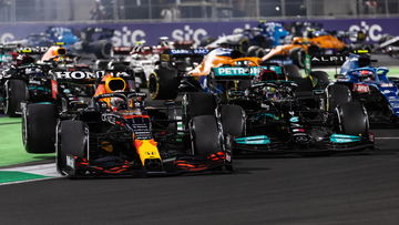 Oud-trainer Verstappen over uithaal kamp-Hamilton: "Willen jullie iemand vermoorden of zo?"