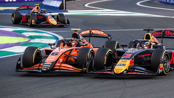 McLaren-man Verschoor in tweestrijd over Verstappen: "Dat mag gewoon gezegd worden"