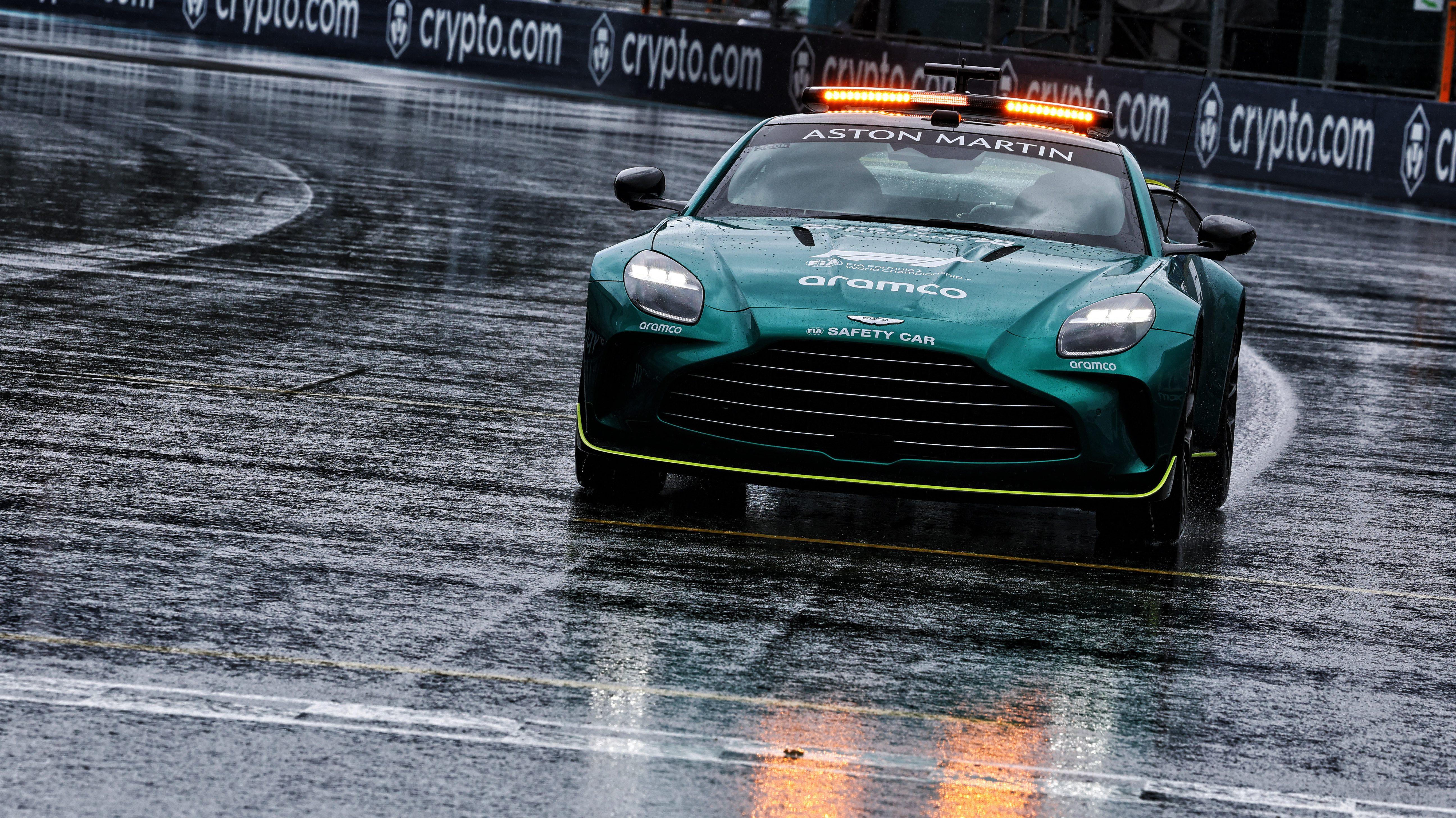 Safety car wet Miami