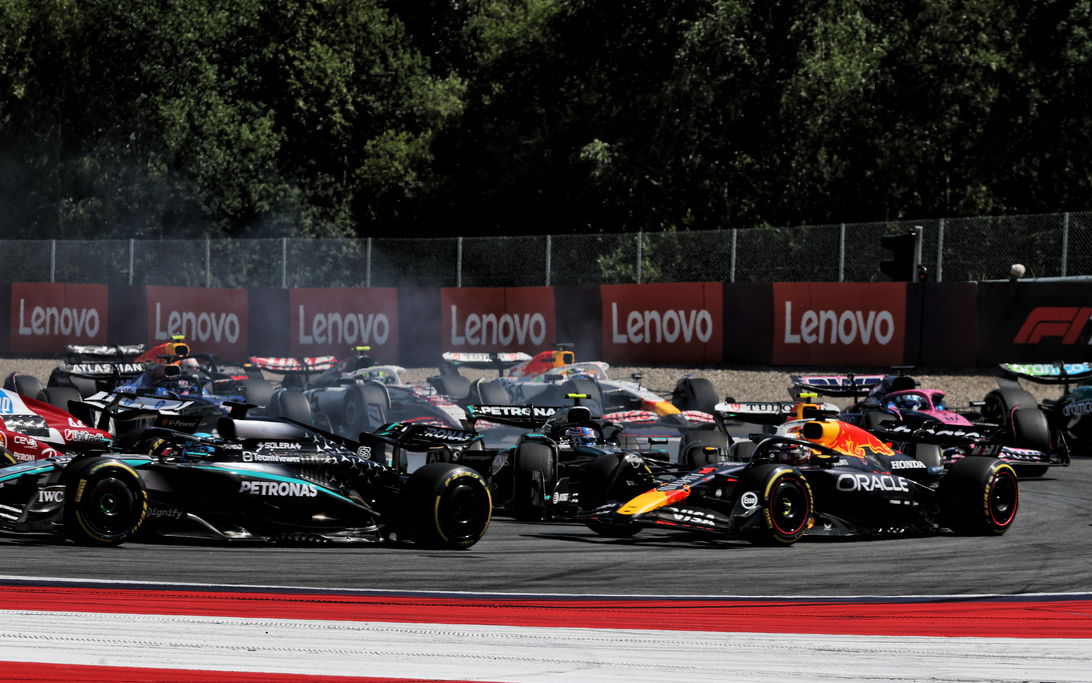 Verstappen Antonelli Austria crash