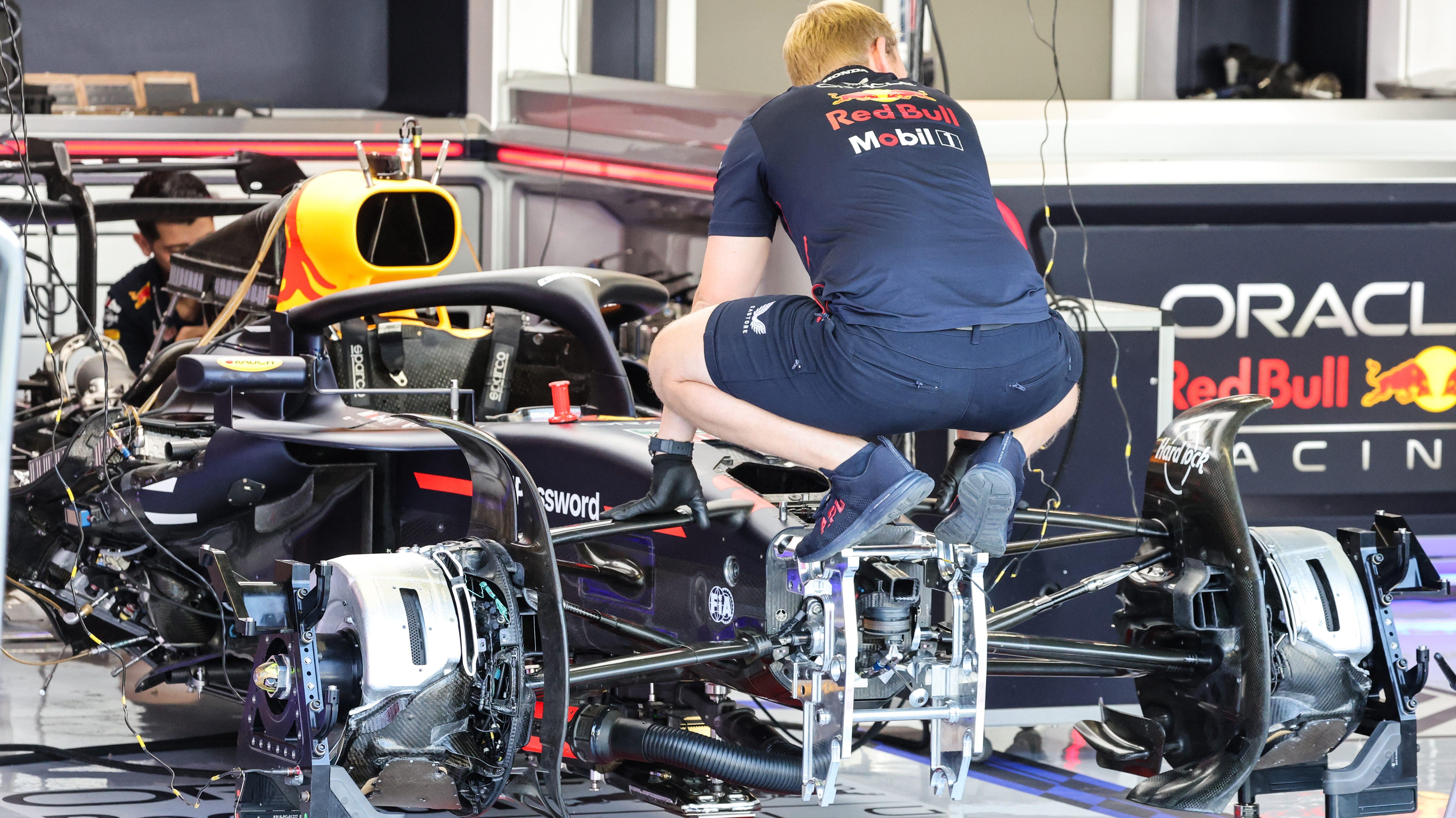 Red Bull pitbox