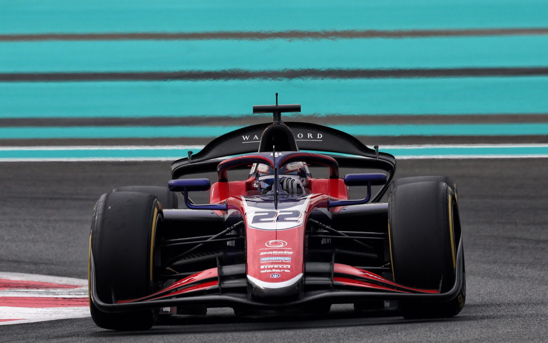 Van Hoepen F2 Abu Dhabi