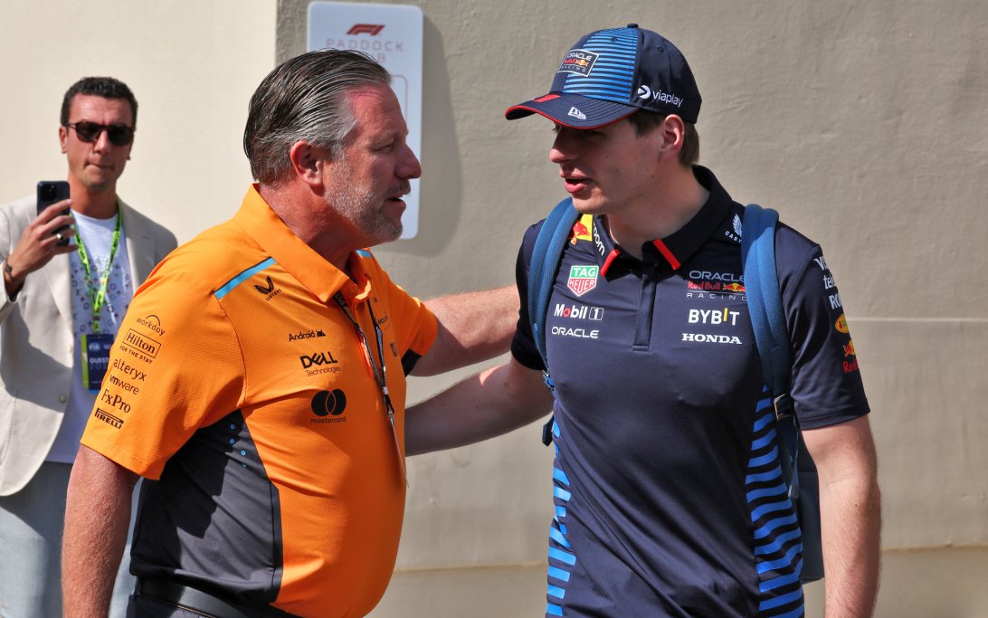 Brown Verstappen Abu Dhabi 24