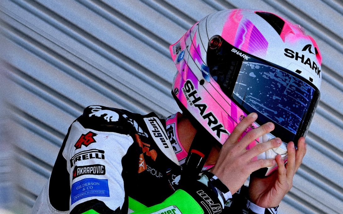 Moto3车手Noah Dettwiler马来西亚GP严重摔车后意识清醒,正在康复