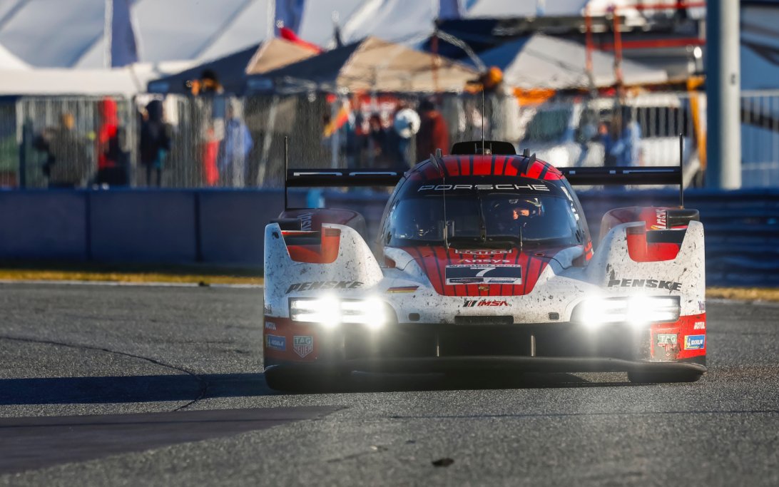 Porsche #7 Daytona