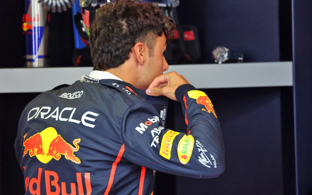 Red Bull Junior Arvid Lindblad Recibe Advertencia Tras Incidente con Pato O'Ward en FP1 de México