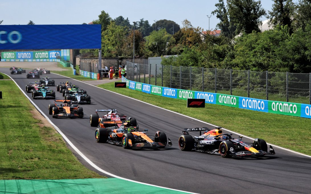 Il "DNA" della F1 a rischio? Il team principal Haas contrasta griglie invertite e gare più corte