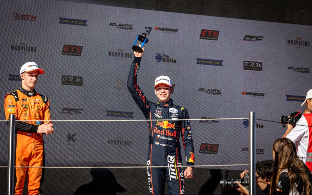 Rocco Coronel podium Spanish F4