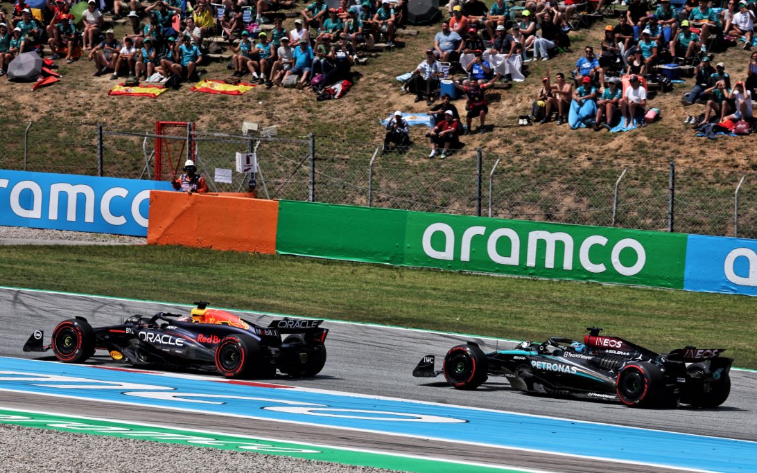 Verstappen Russell Spanish GP